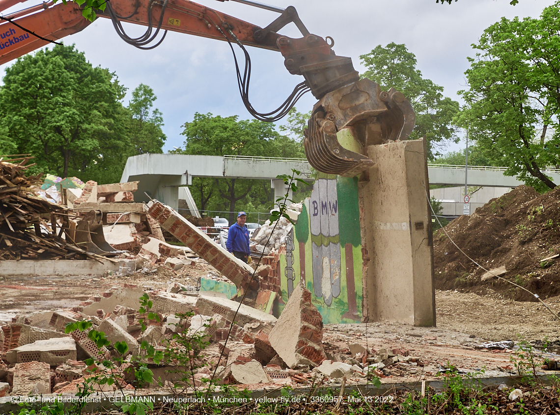 13.05.2022 - Baustelle am Haus für Kinder in Neuperlach